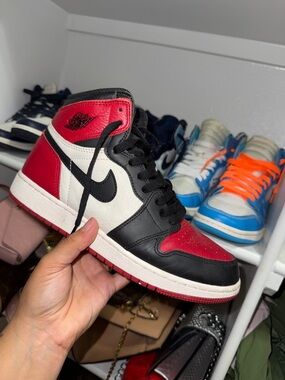 Nike Air Jordan 1 High - Red/Black/White